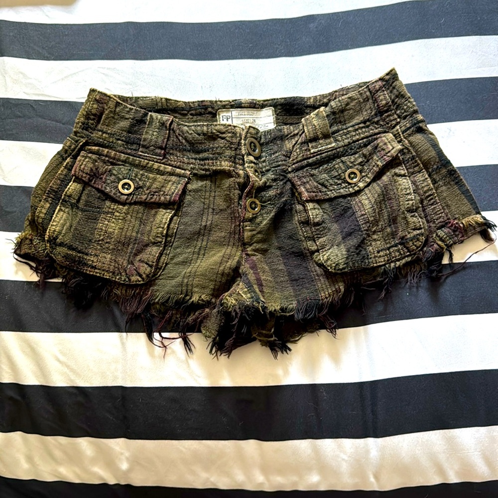 Micro low rise fringe shorts Free People (24)